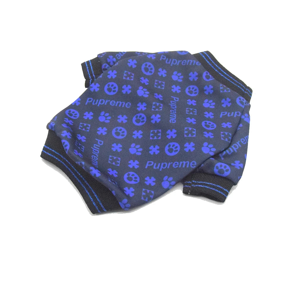Sweater premium estilo supreme. Para razas minis o pequeñas y gatitos.