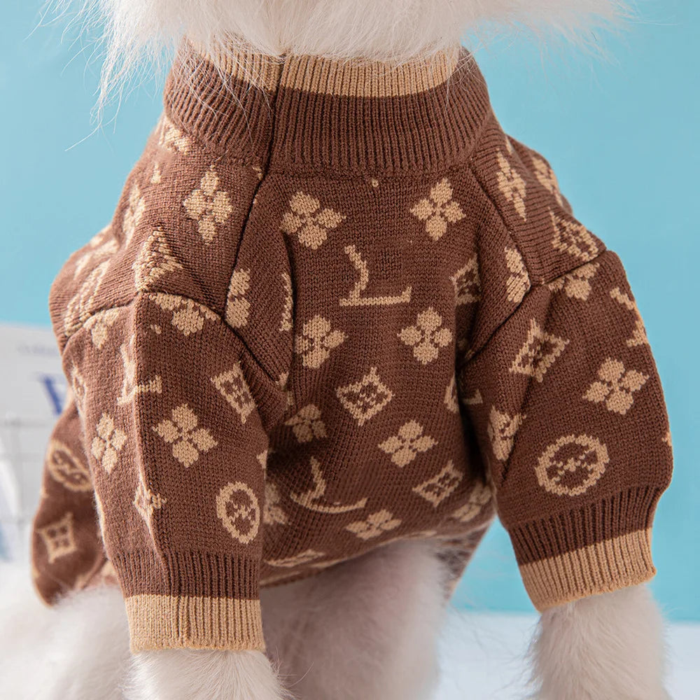 Breathable Premium Sweater for Puppies and Kittens.