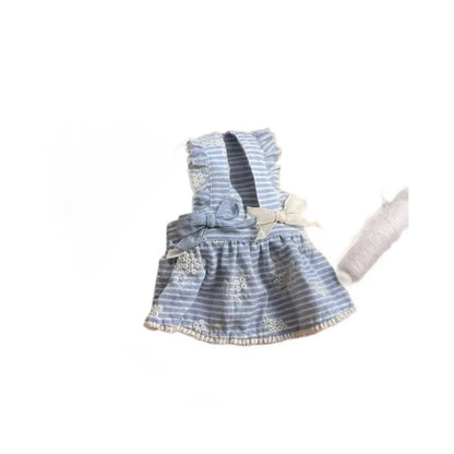 hermoso vestido CUTE de tirantes azul con bordado