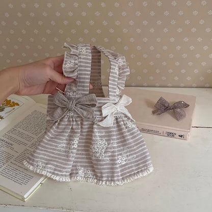 hermoso vestido CUTE de tirantes azul con bordado