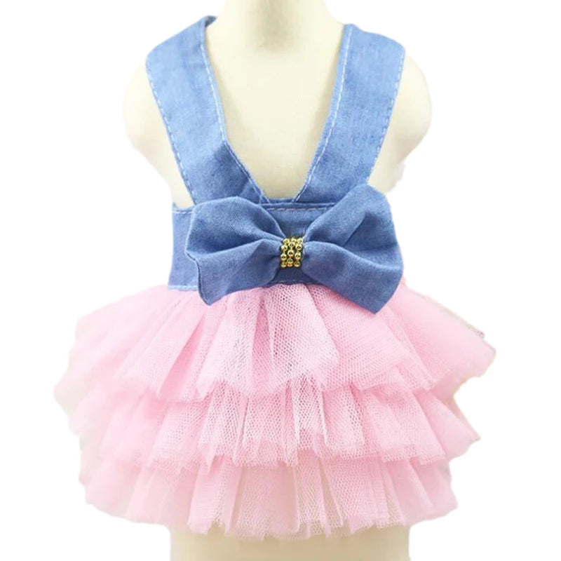 Hermoso vestido para las princesas del hogar.
